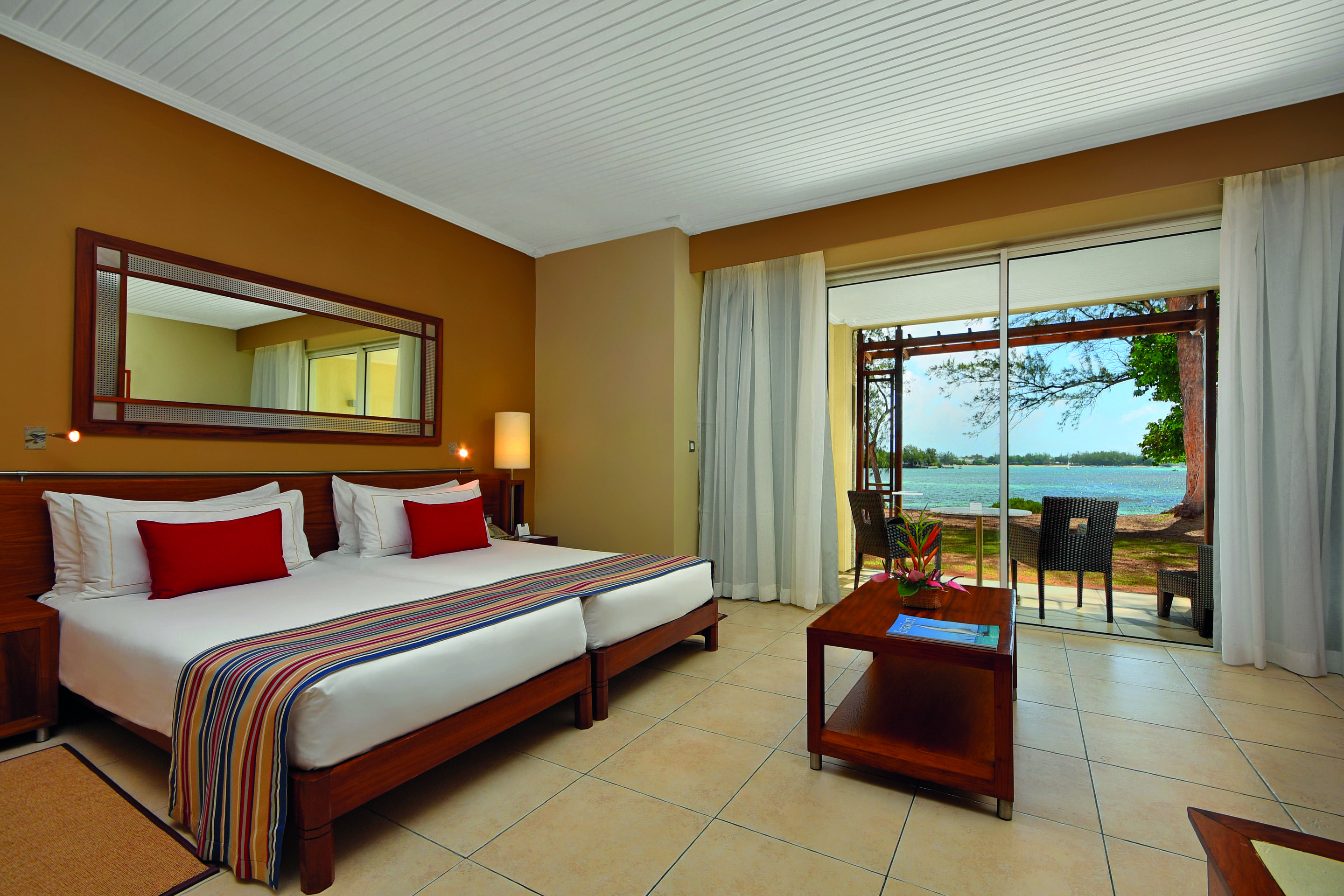 सहारा Shandrani Beachcomber & 4*