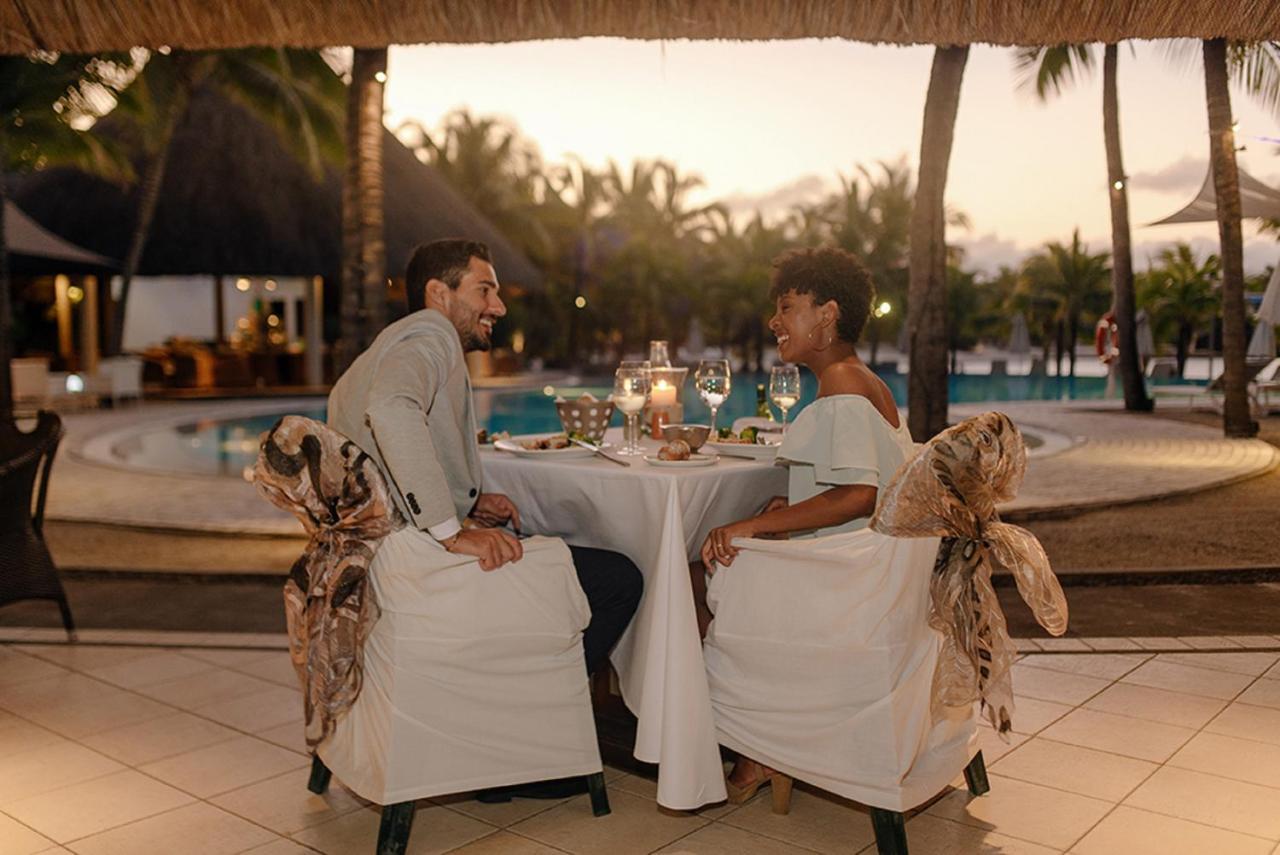 Shandrani Beachcomber & 4* Blue Bay